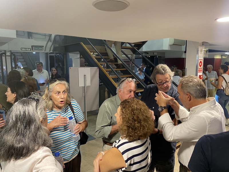 Apoteósico estreno de «La bola negra» en Majadahonda con 4 salas llenas y un mar de emociones