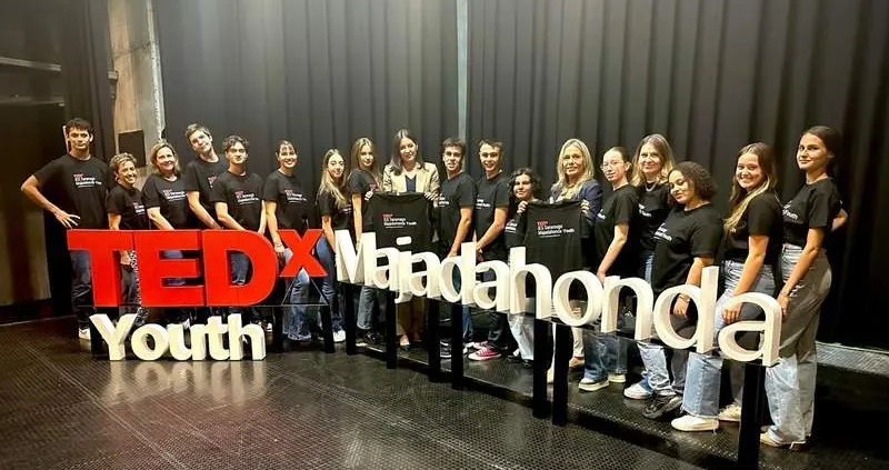 10 estudiantes del Instituto Saramago Majadahonda exponen sus ideas sobre «comunicación, pensamiento crítico y liderazgo juvenil»